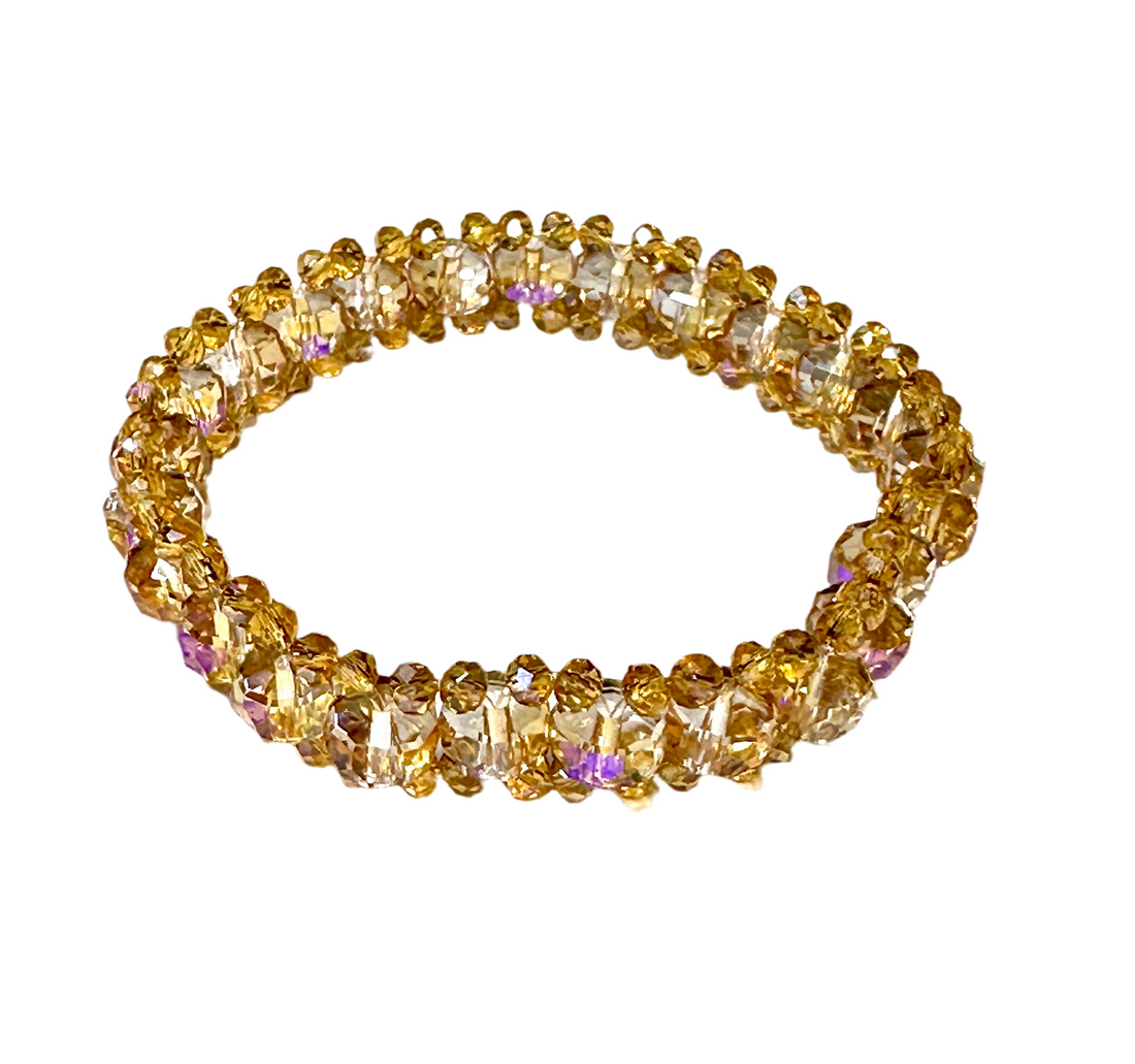 Crystal Glass Wheel Shape Round Faceted three tear Stretch Beaded Bracelet is handmade,