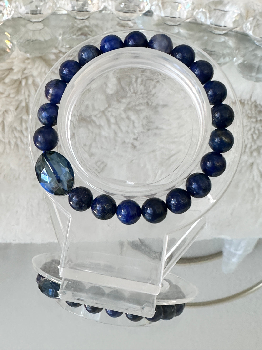 Lapis Lazuli stone stretch brace, with a crystal spacer 8mm beads.